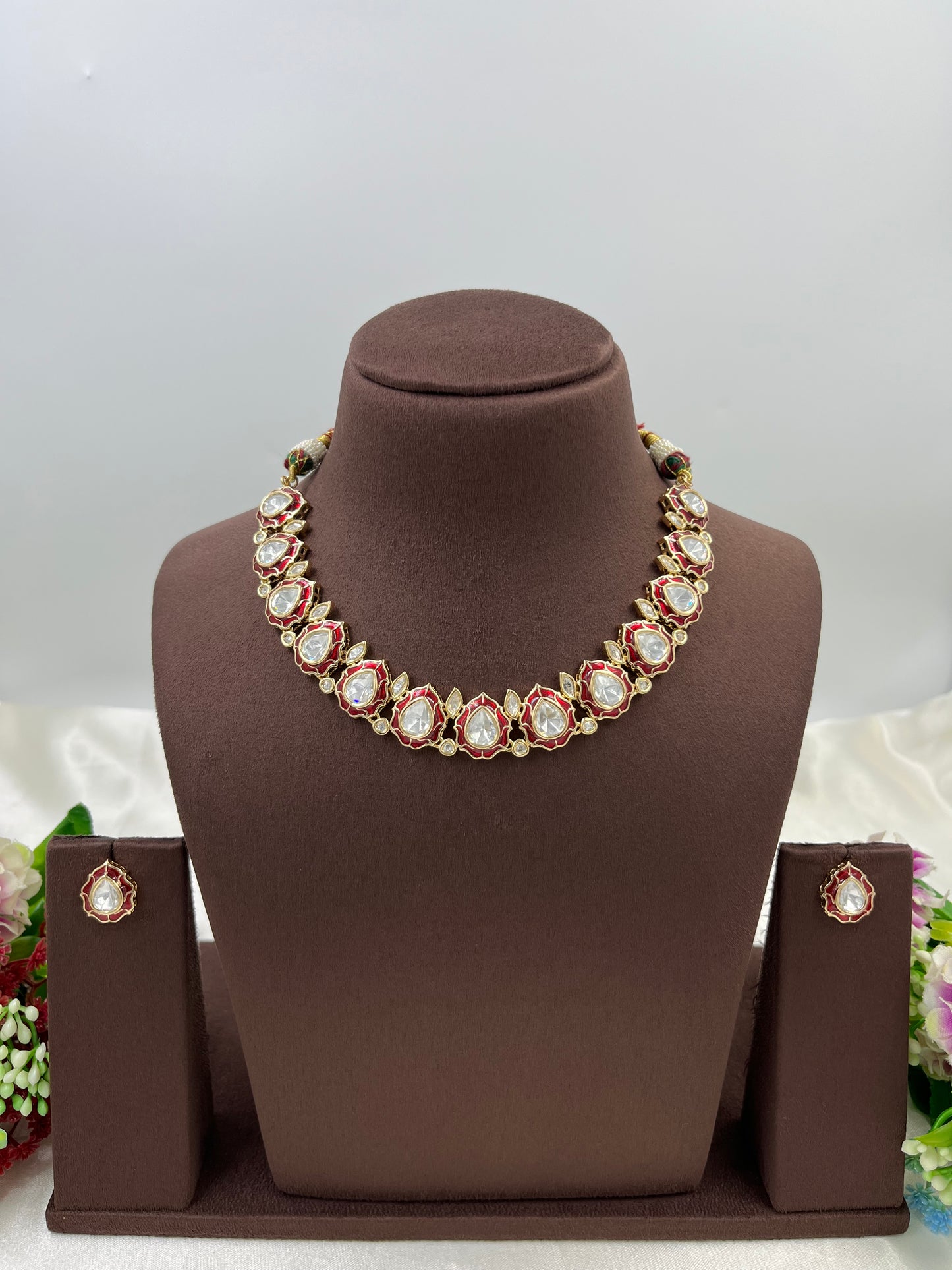 Petal whirl Premium Moissanite Kundan Necklace