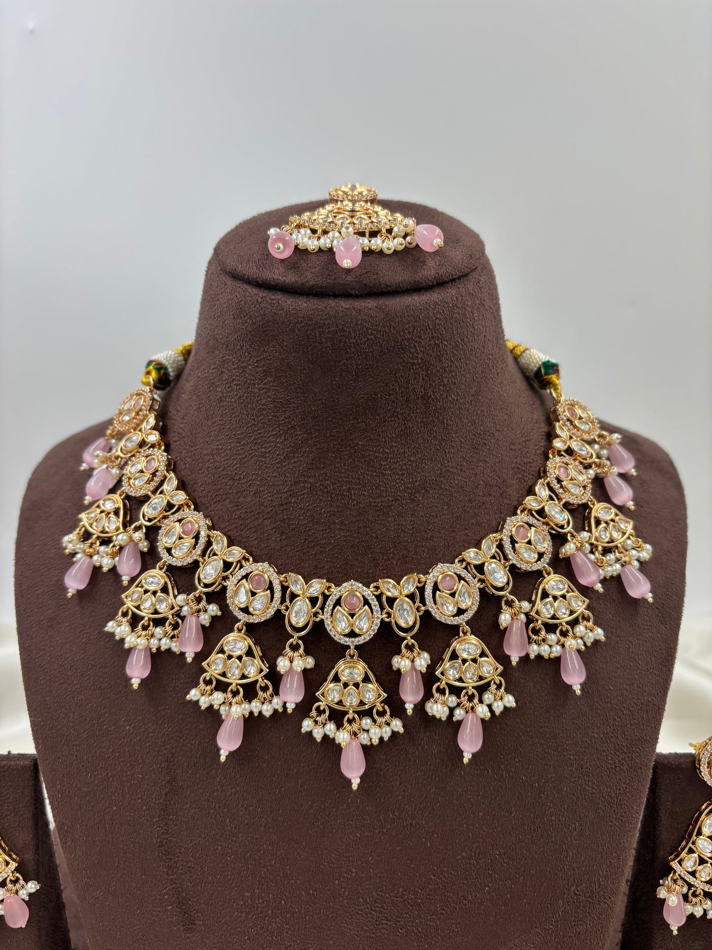 LISA MOISSANITE KUNDAN PEARL NECKLACE SET