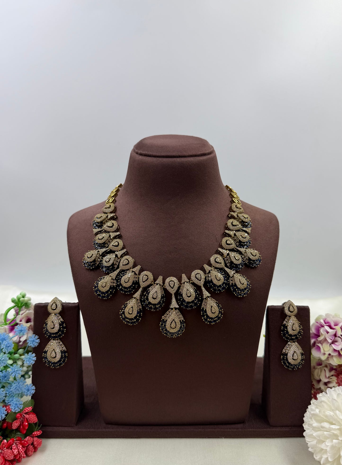 Vinita Victorian American Diamond Necklace