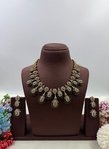 Vinita Victorian American Diamond Necklace