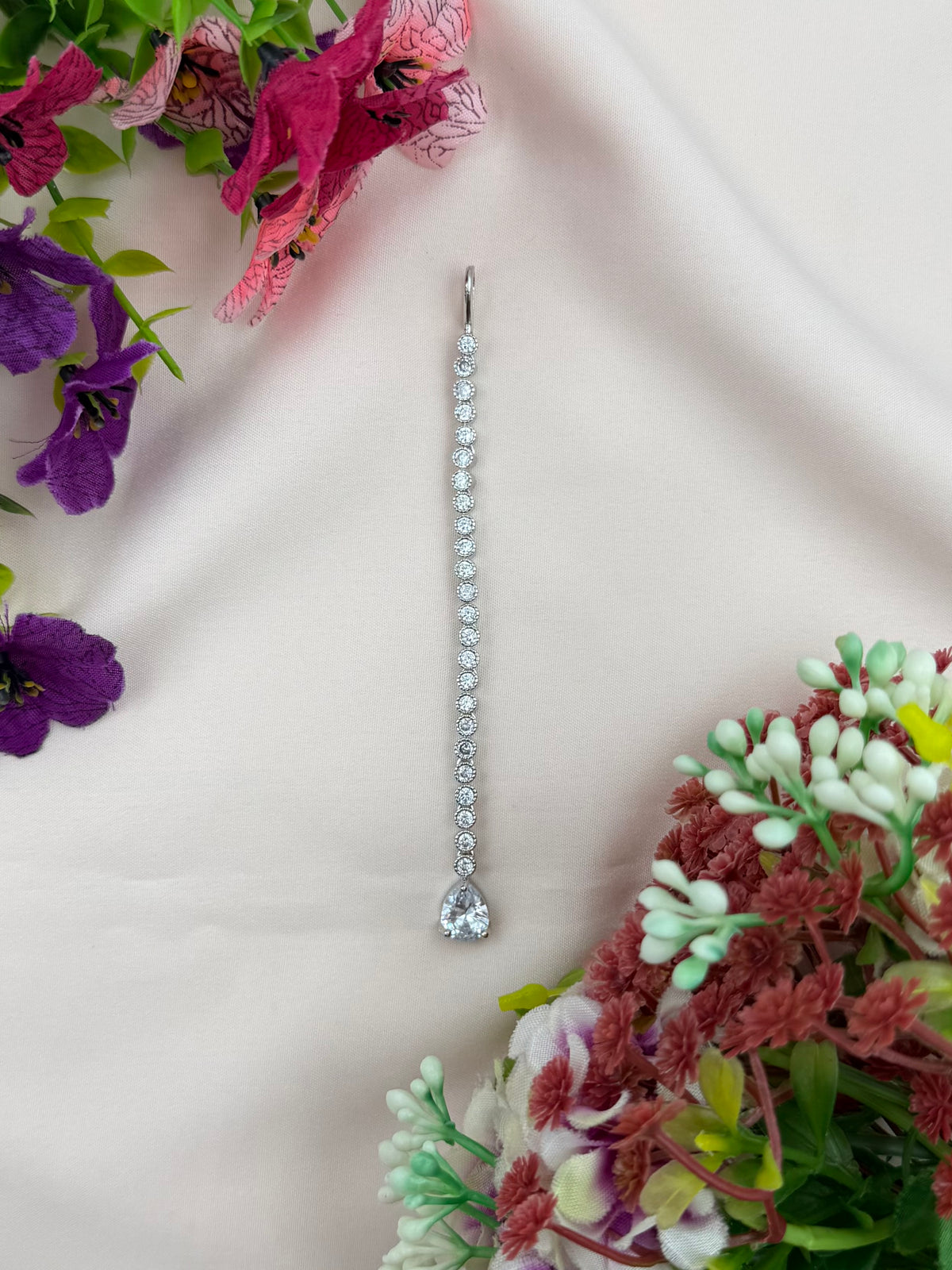 Alia American Diamond Mang Tika