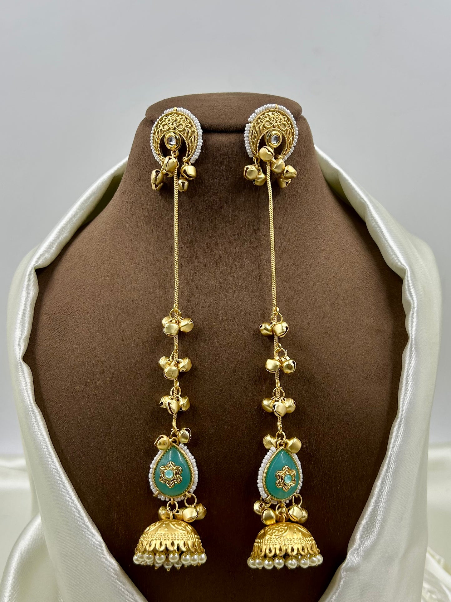 Sanchita Kashmiri Earring