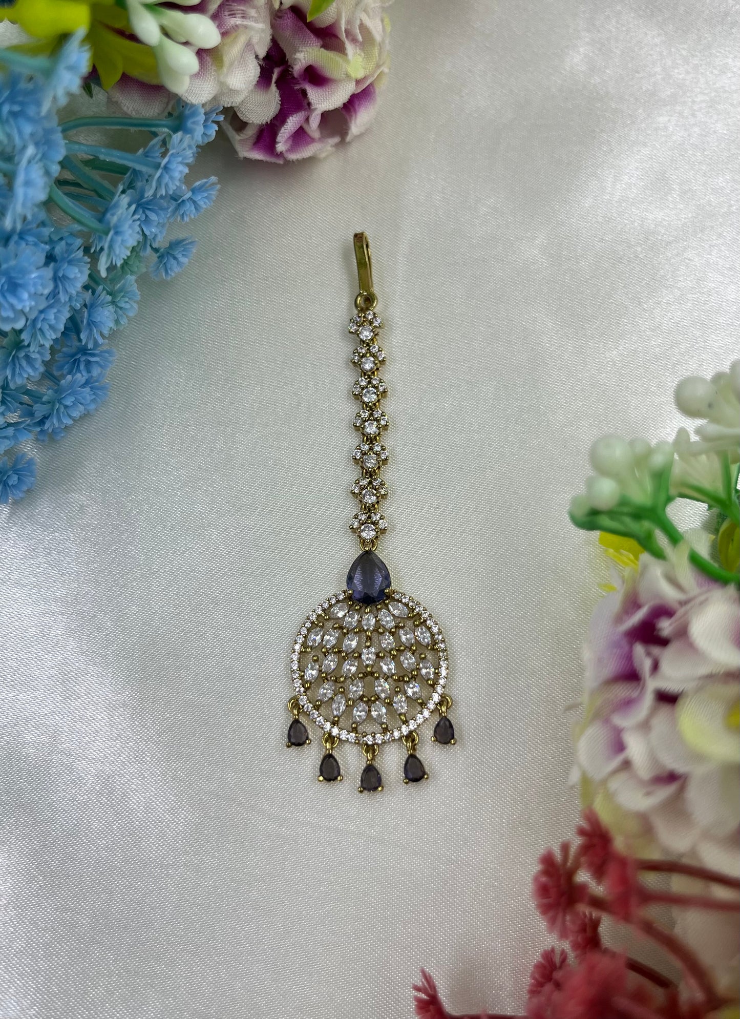 Suhani Ad Victorian Mang Tika