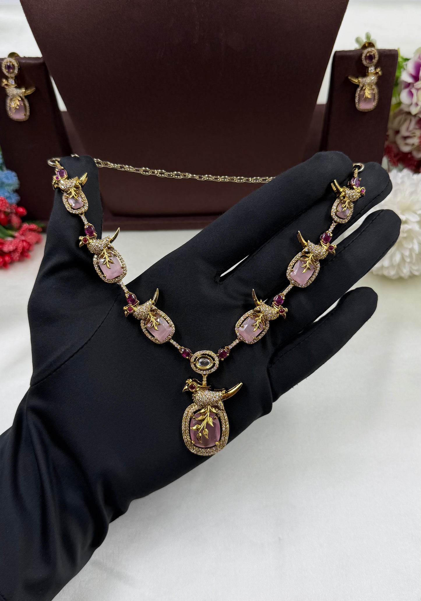 Arya Victorian Delicate Necklace