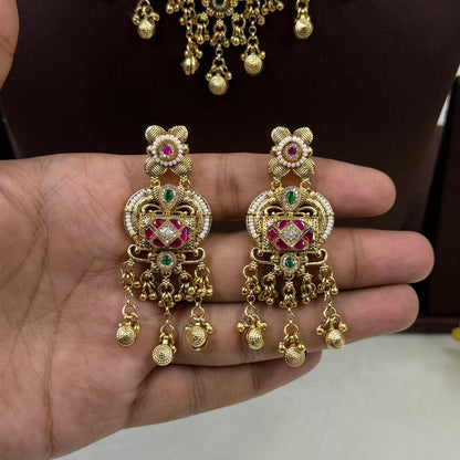 Minal Heritage Premium Necklace Set