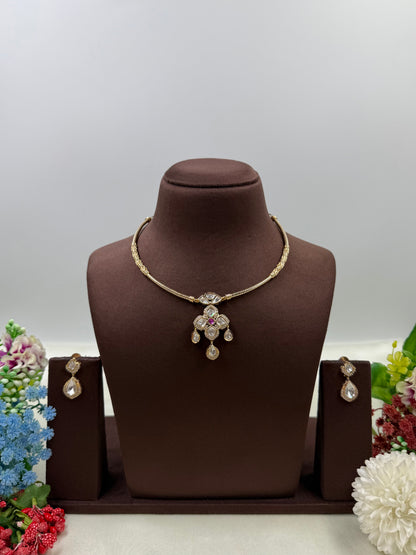 Hailey Moissanite Hasli Necklace