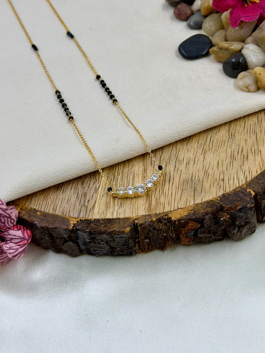 Namrata Gold Mangalsutra
