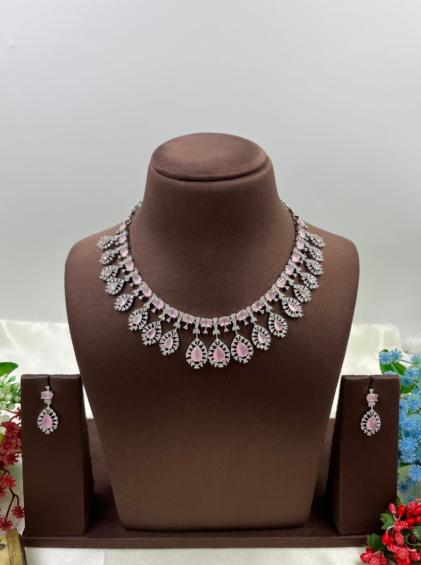 Arpita American Dimond Necklace