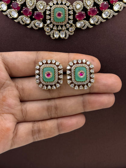 Heeral Victorian Necklace Set