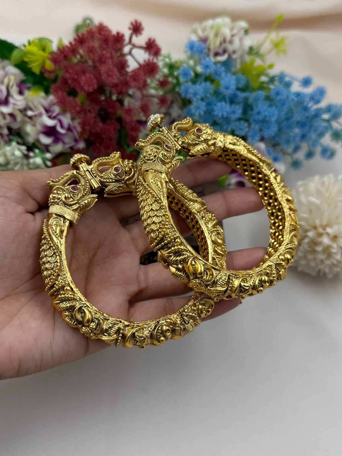 Sridevi South Indian Bangles (Openable)