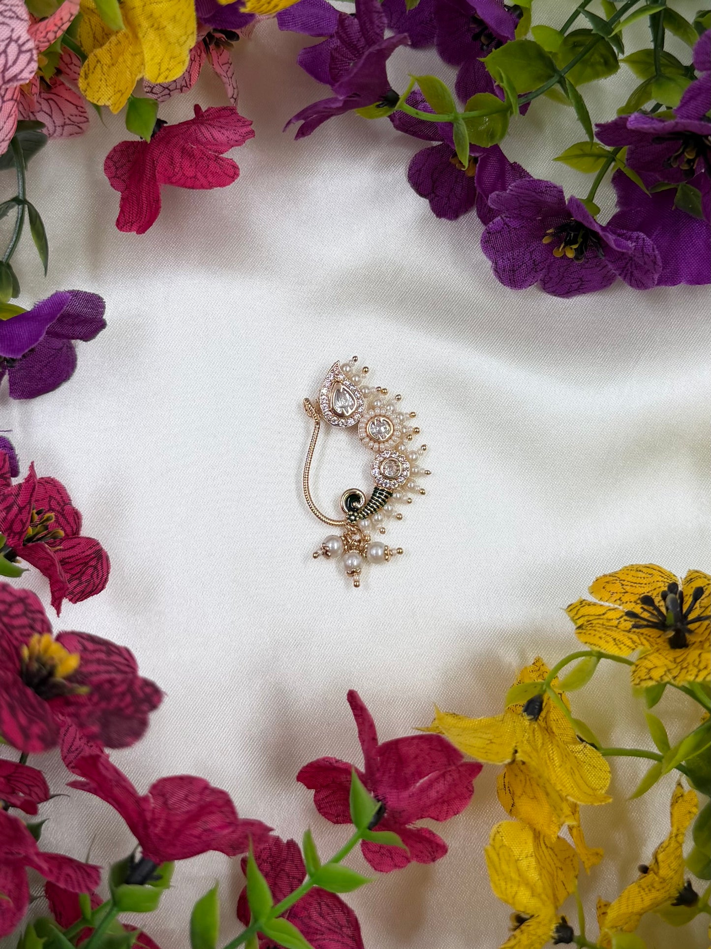 Roshni Moissanite Nose Ring