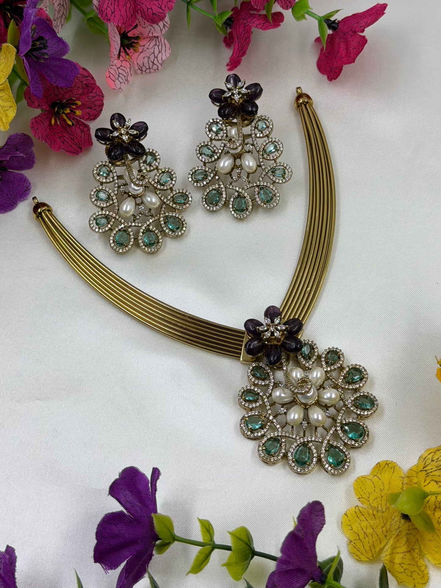 Usha Victorian Premium Hasli