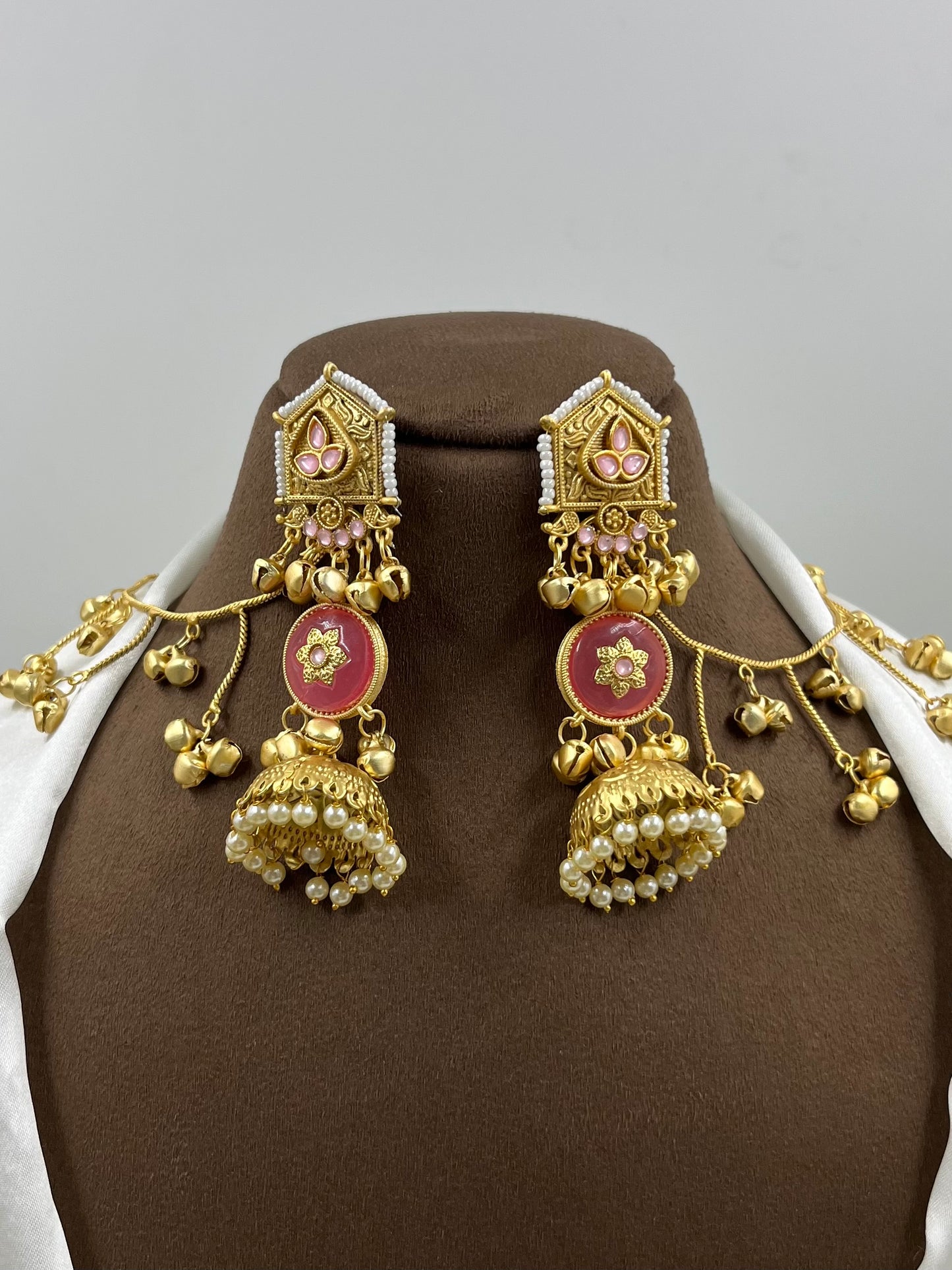 Dania Kashmiri Earing With Earchain