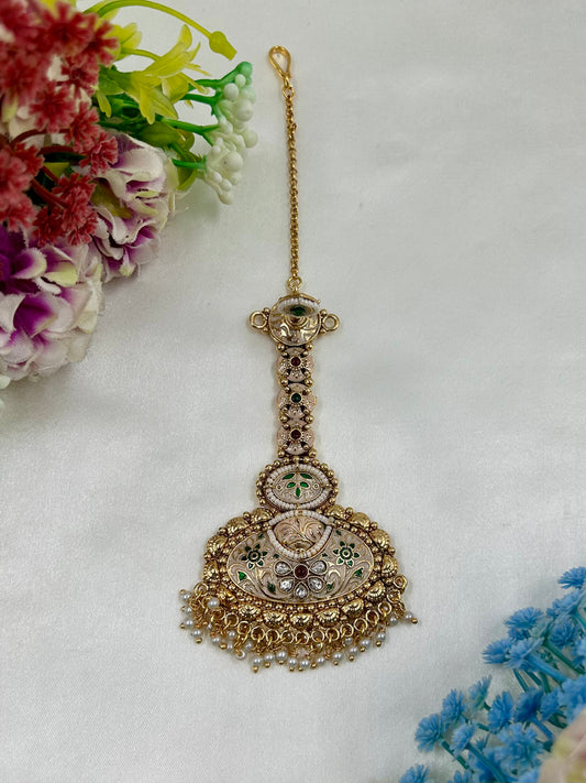 Shivani Heritage Mang Tika