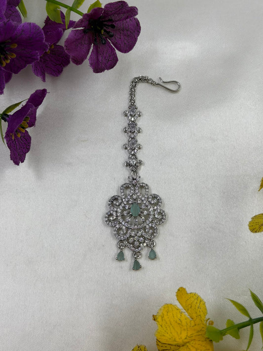 Kivya American Diamond Mang Tika