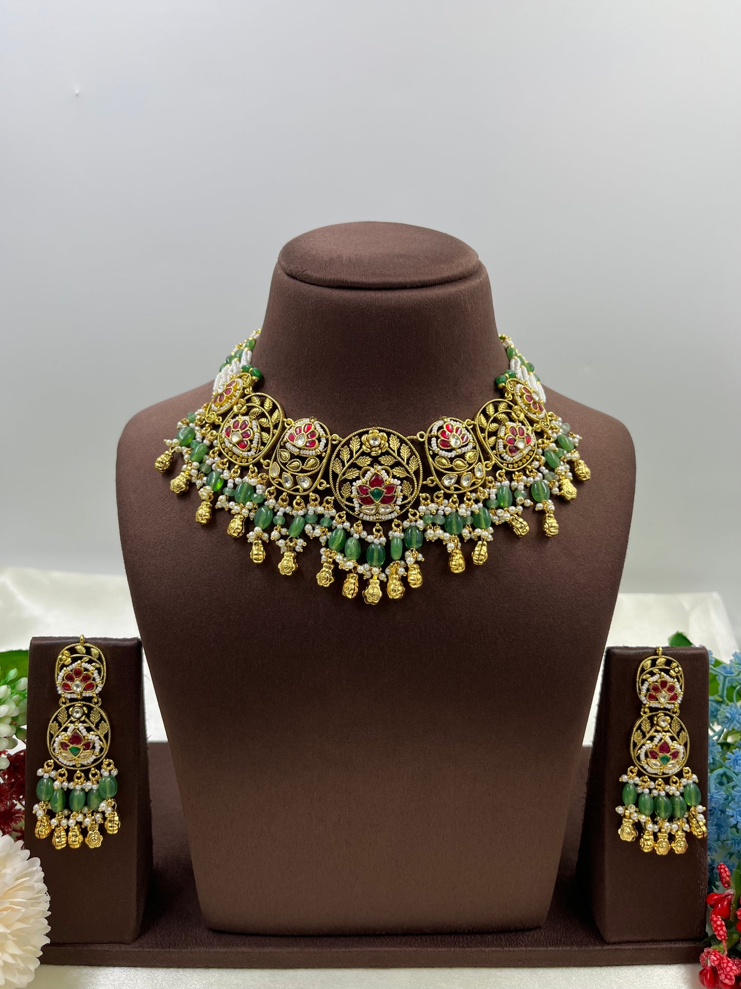 Punam Pachi Kundan Necklace