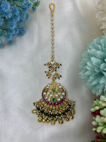 Mohini Pachi Kundan Mang Tika