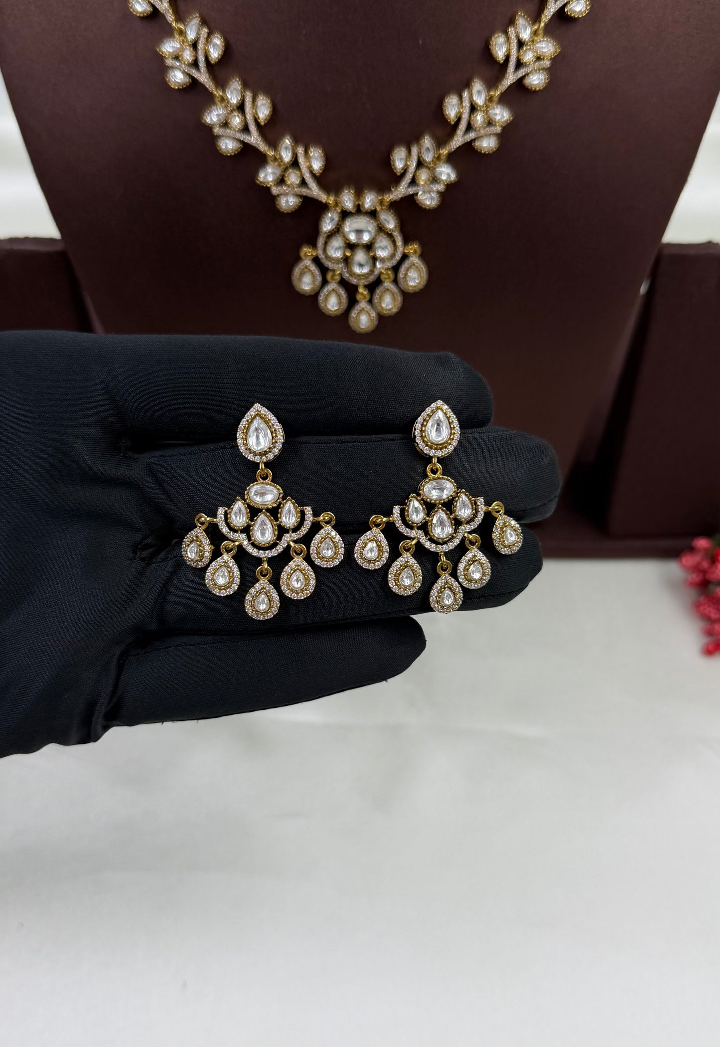 Sanjana Victorian Delicate Necklace