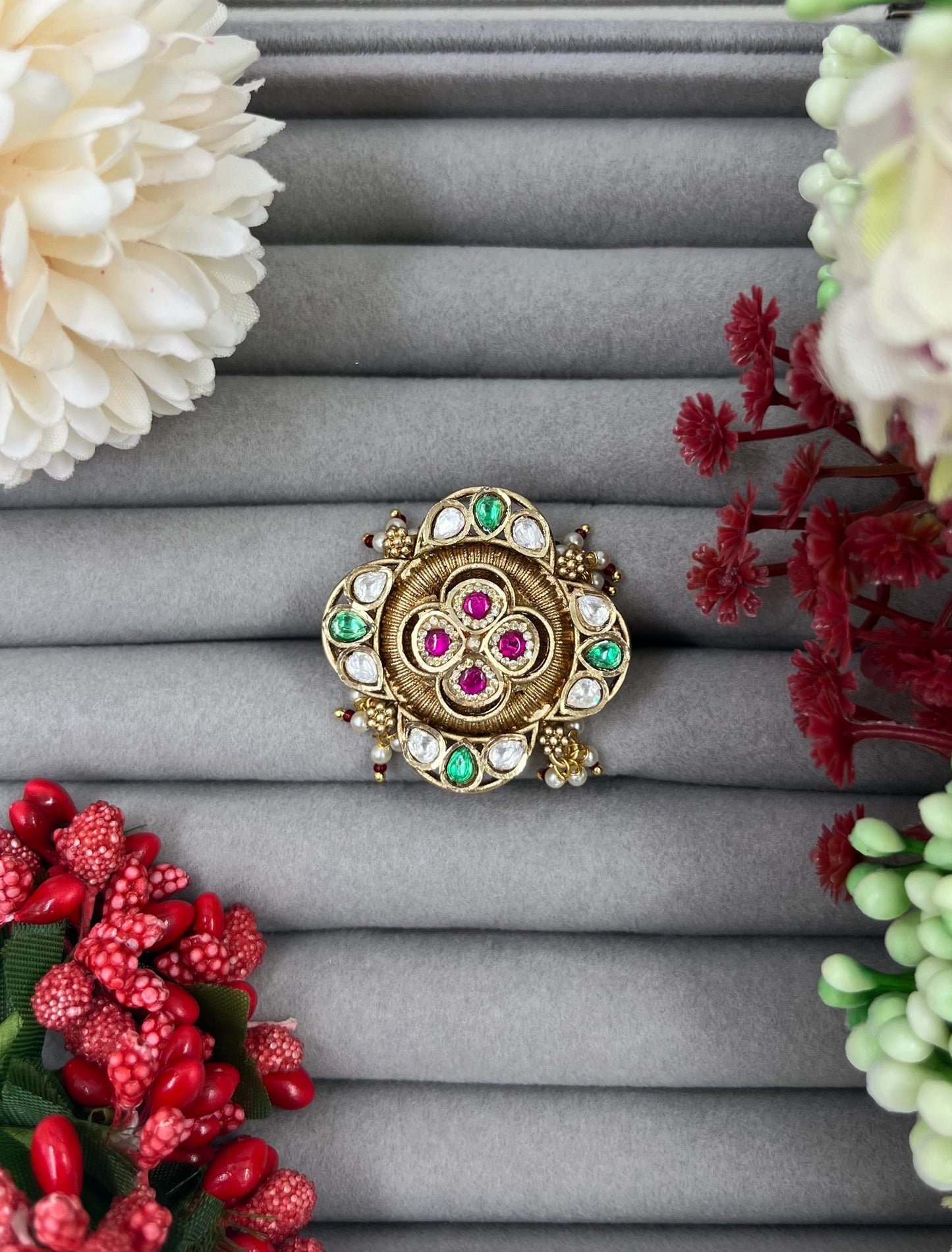 Floral Filigree Rajwadi Ring
