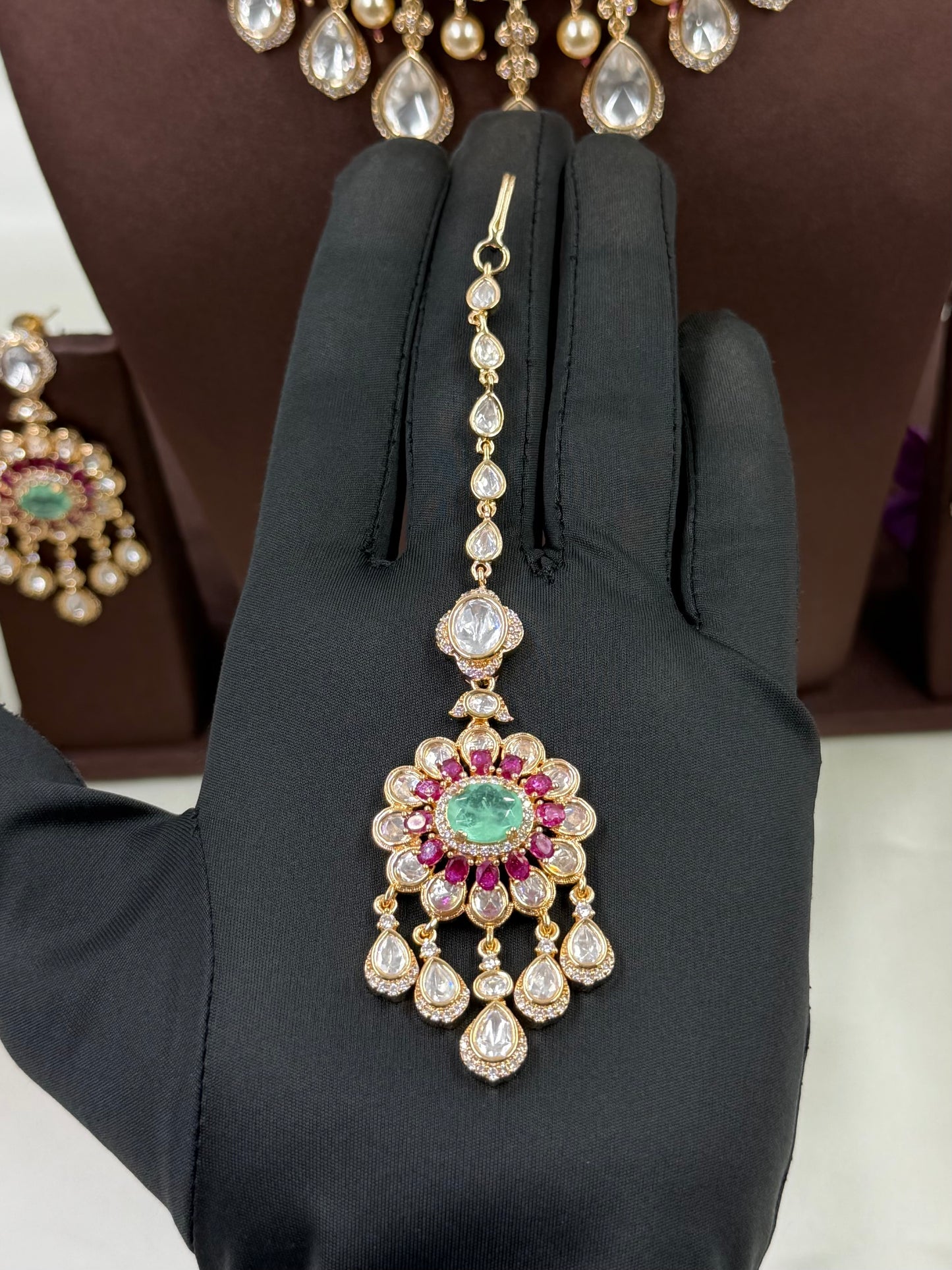 Jhanvi Moissanite Choker Necklace Set