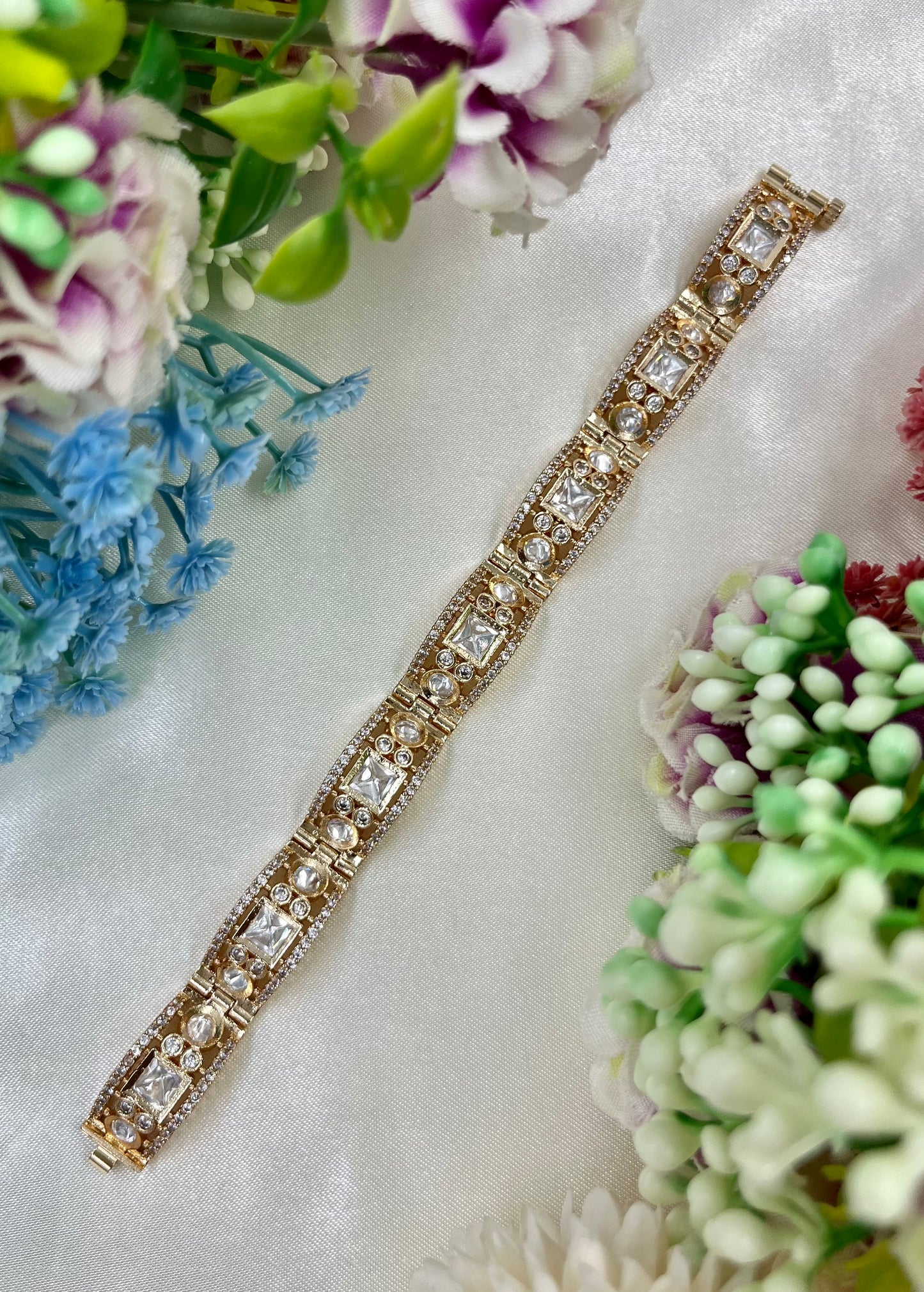 Sarita Moissanite Kundan Bracelet