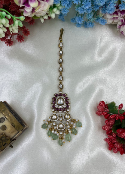 Nitanshi Victorian Mang Tika