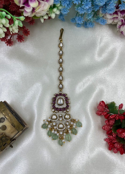 Nitanshi Victorian Mang Tika