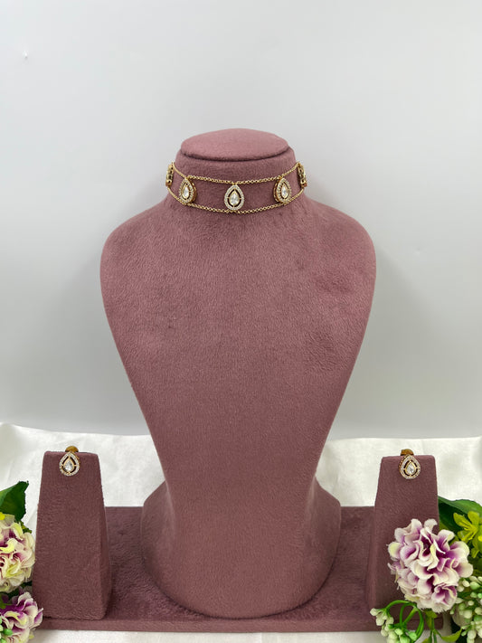 Noor Gold Choker
