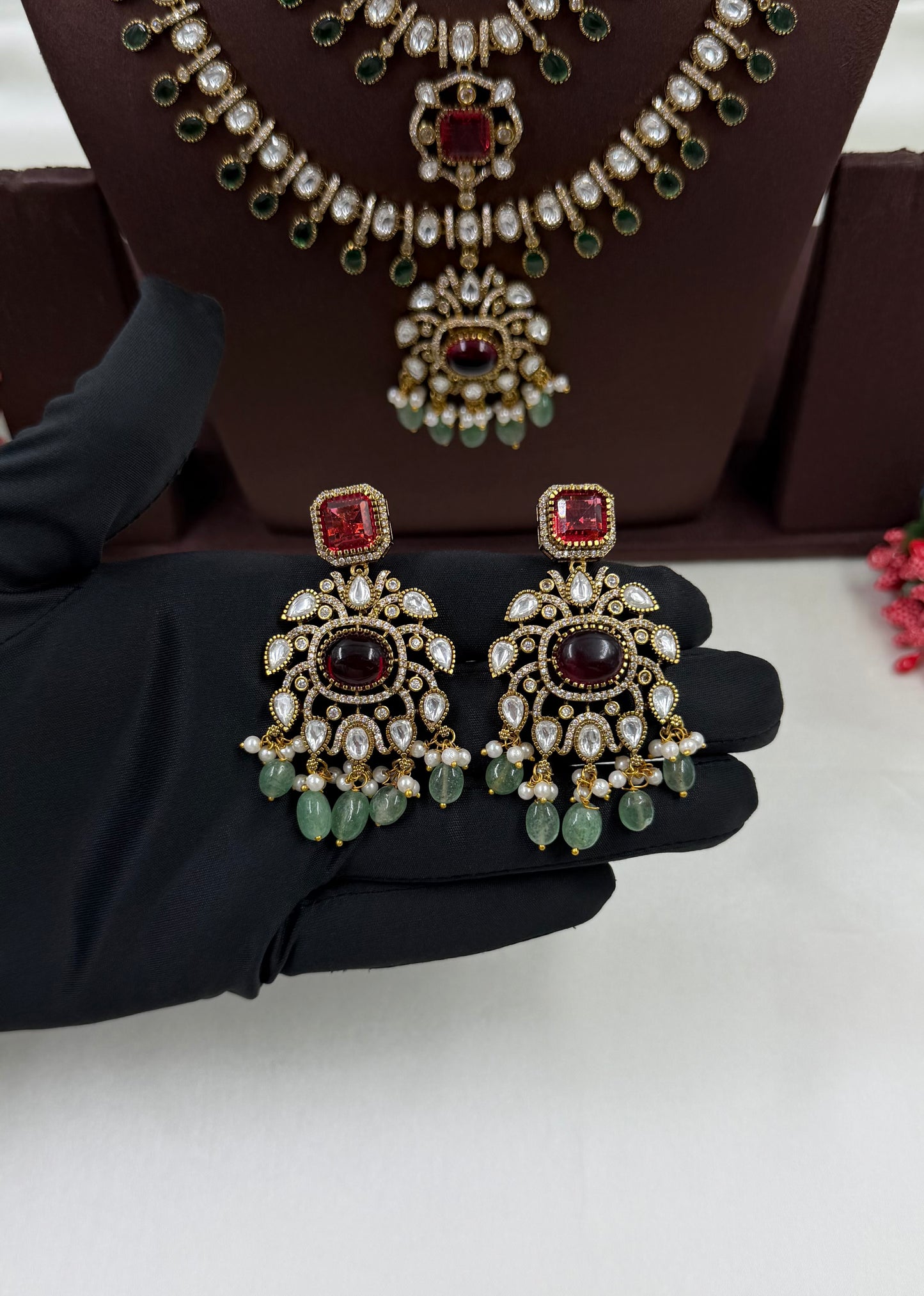 Madhu Victorian Necklace Set