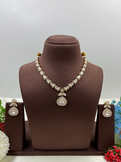 Kaira Moissanite Kundan Necklace Set