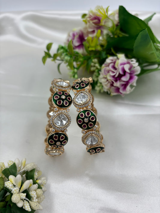 VIVA MINAKARI  MOISSANITE KUNDAN PREMIUM BANGLES SET.