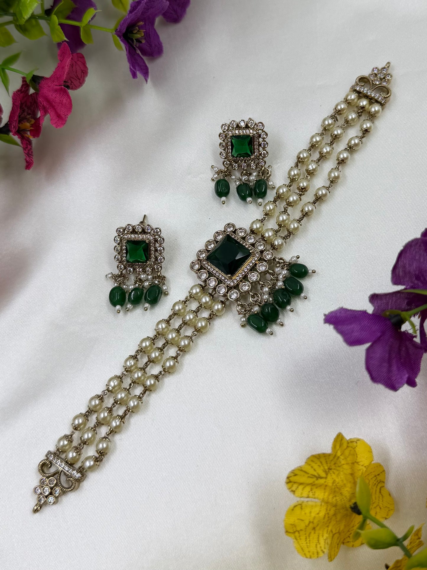 Shivani Victorian Traditional Choker Necklace