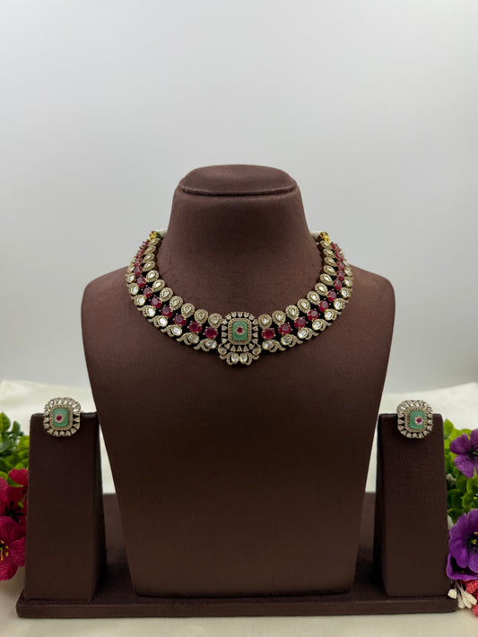 Heeral Victorian Necklace Set