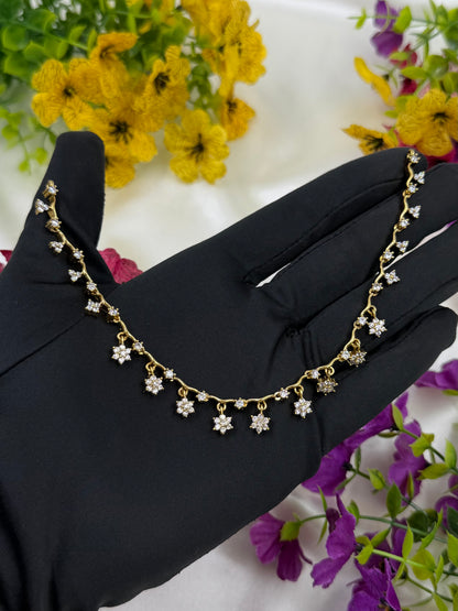 Brinda Victorian Delicate Necklace