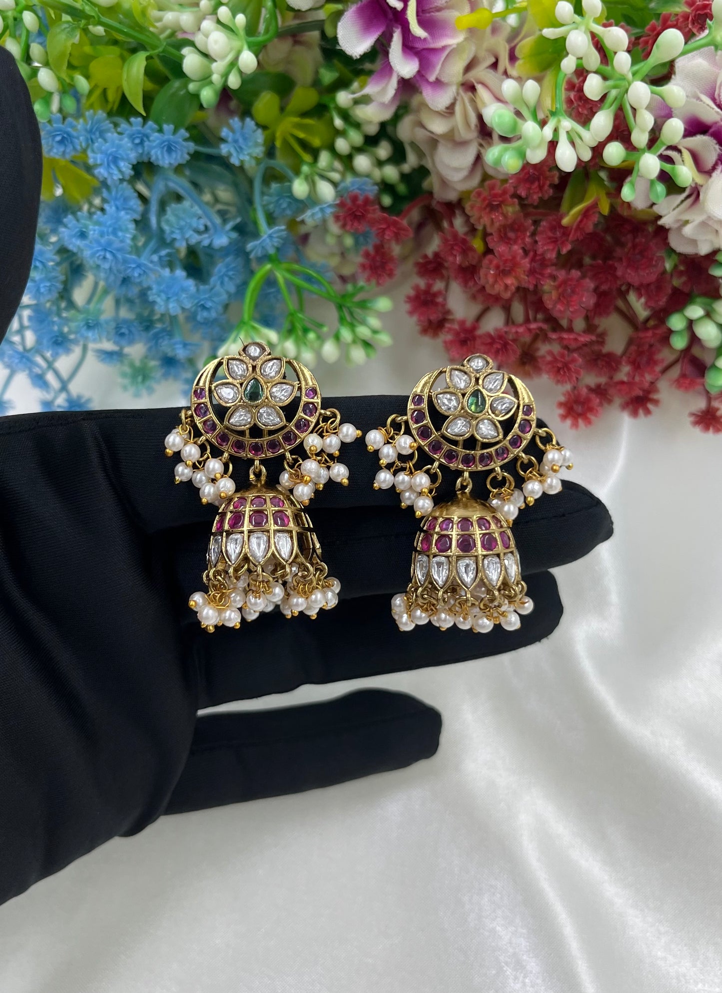 Sanuja Moti Jhumki