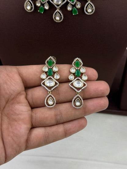 Mahira Premium Victorian Necklace Set