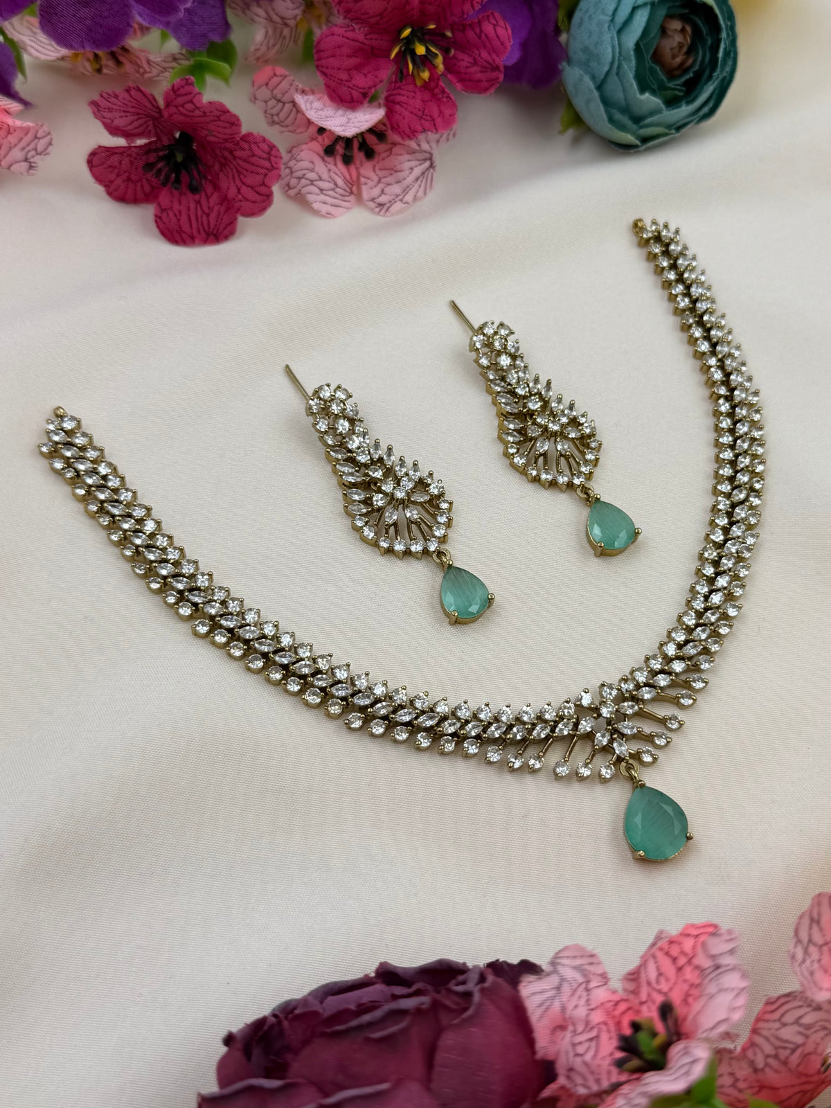 Kareena Victorian American Diamond Delicate Necklace