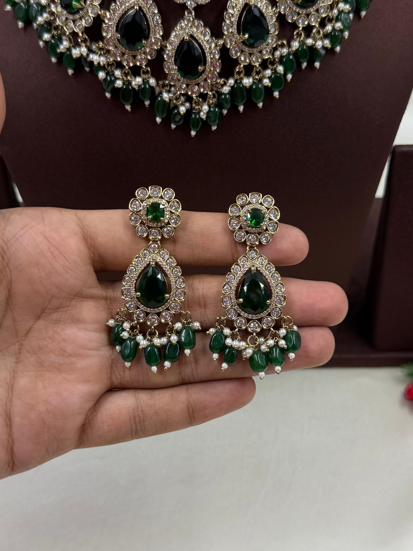 Rasika Premium Victorian Choker Necklace Set