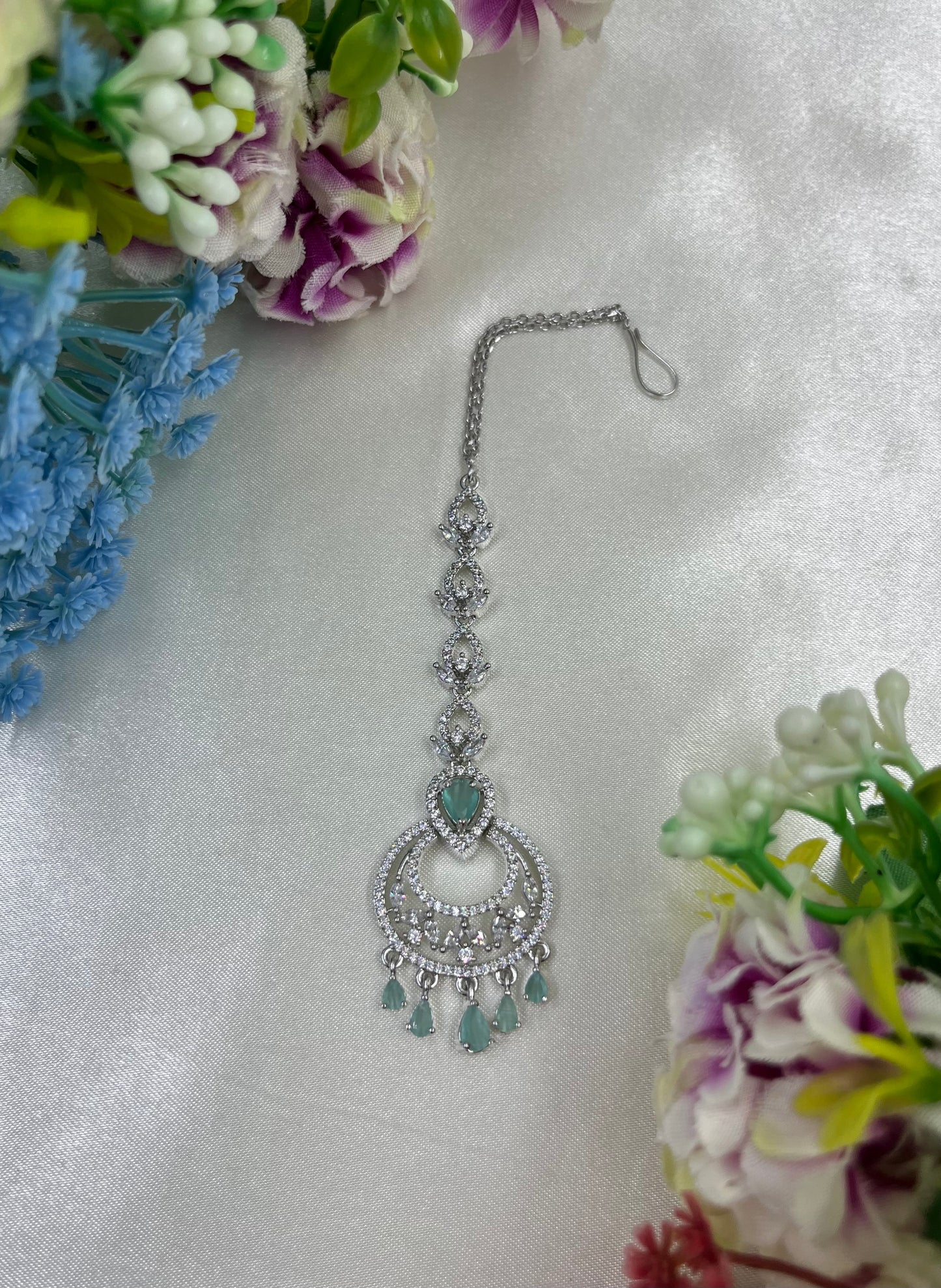 AMERICAN DIMOND DROP DESIGN MANG TIKA