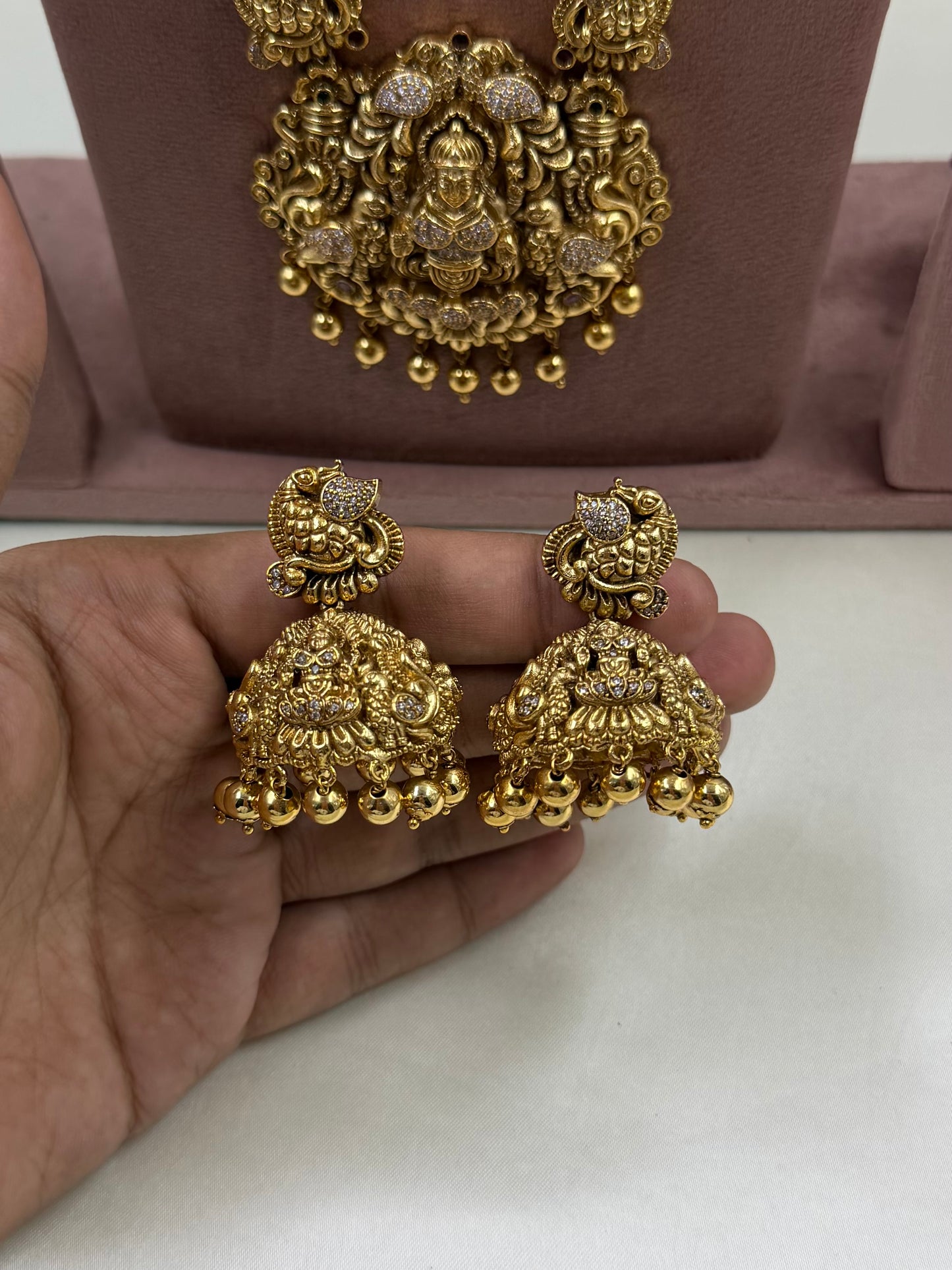 Avni South Indian Long Necklace Set