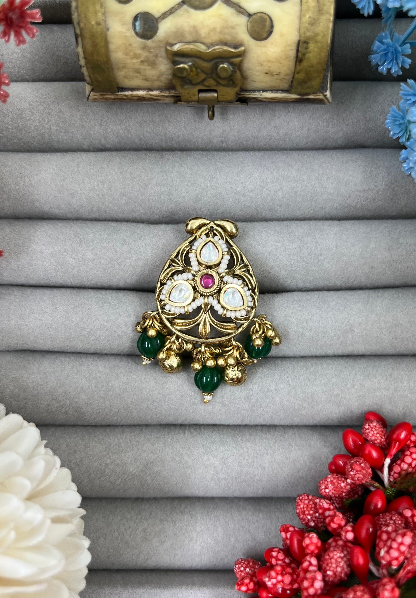 Vedika Heritage Premium Ring