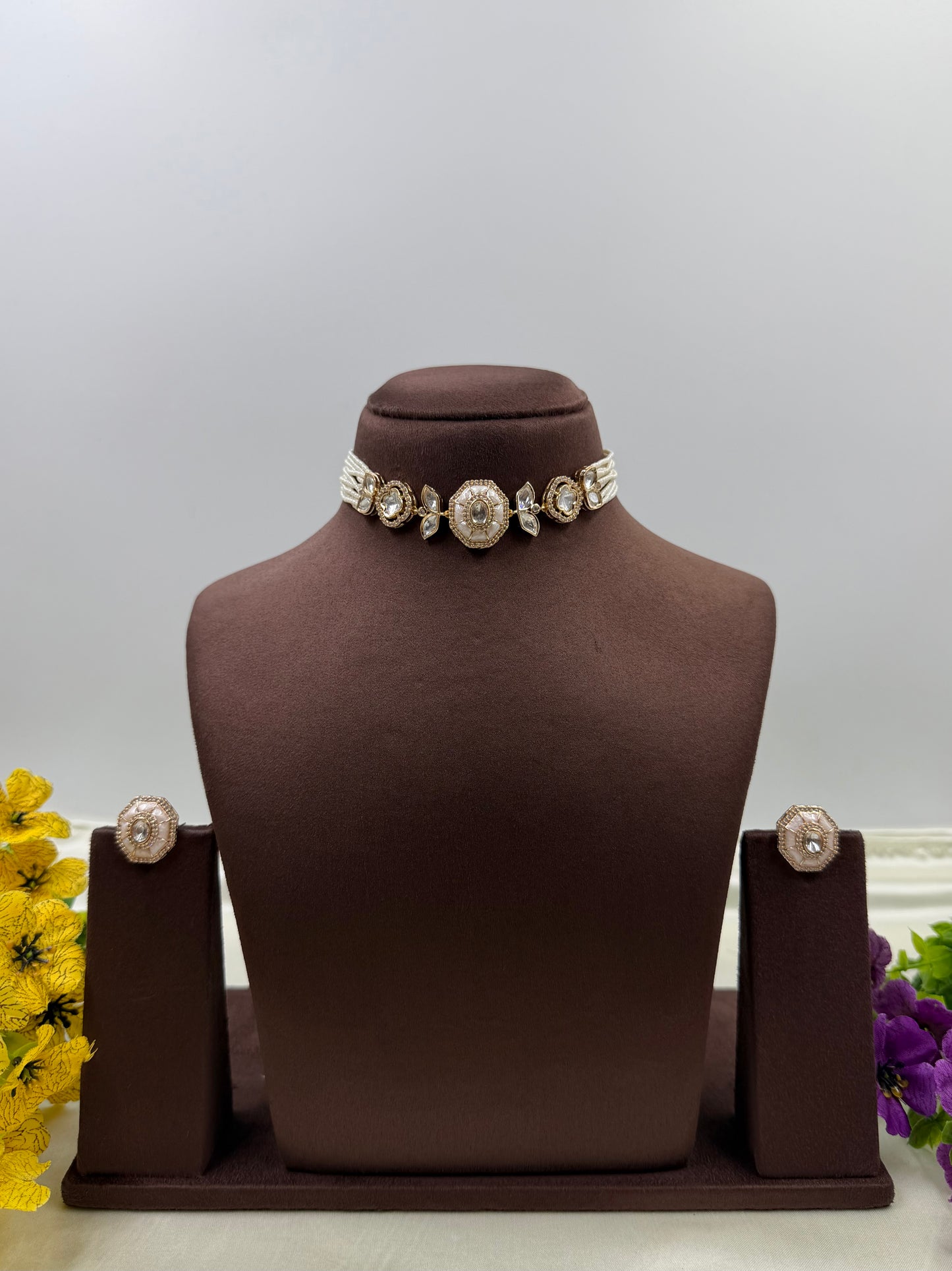 Mukti Moissanite Choker Necklace