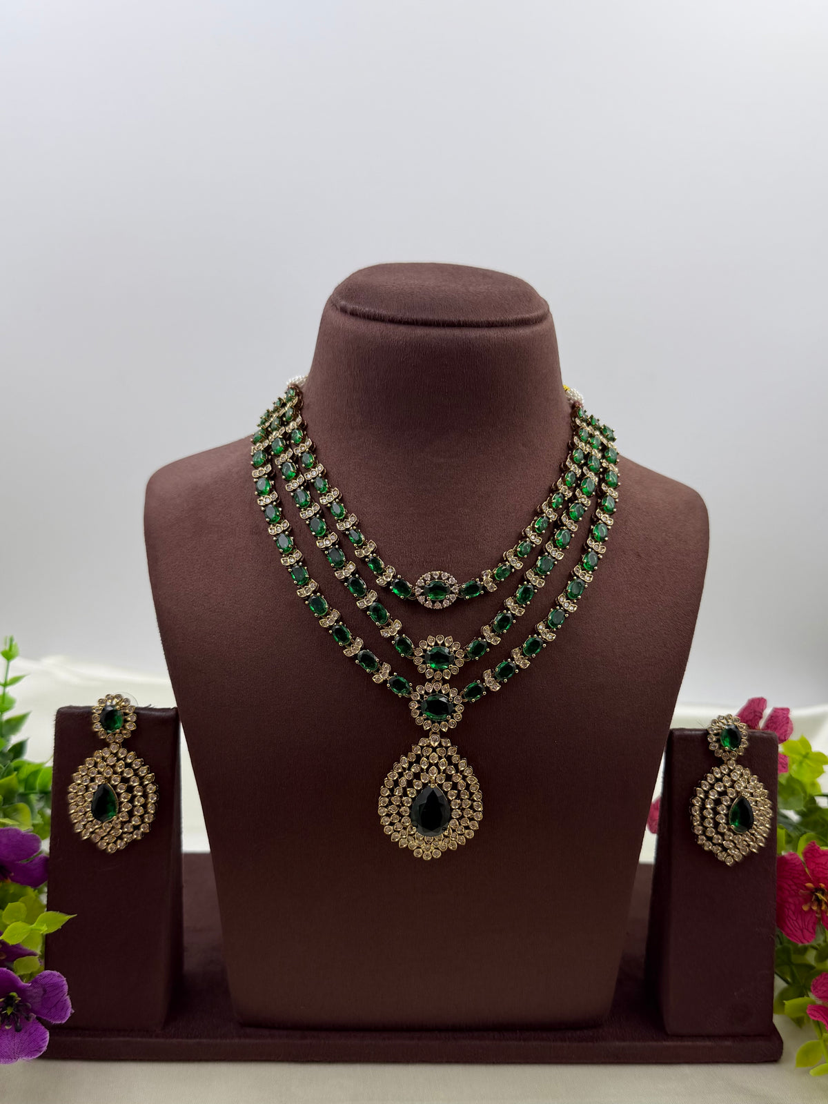 Roshni Victorian Three Layer Necklace Set