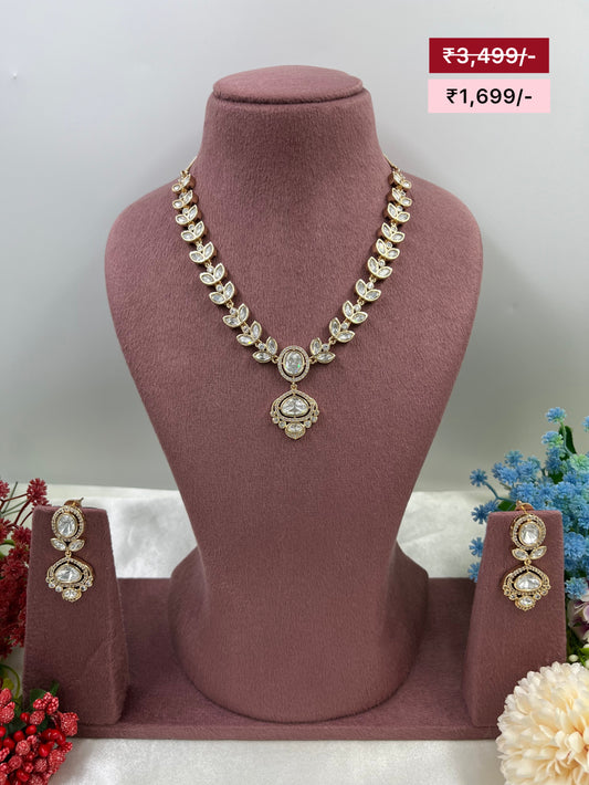 Rhea Moissanite Necklace