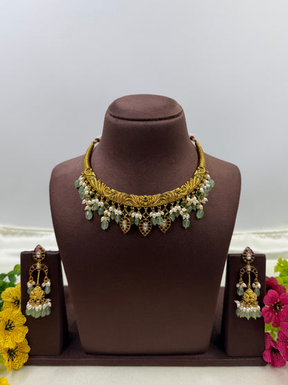 Prapti Traditional Hasli Necklace