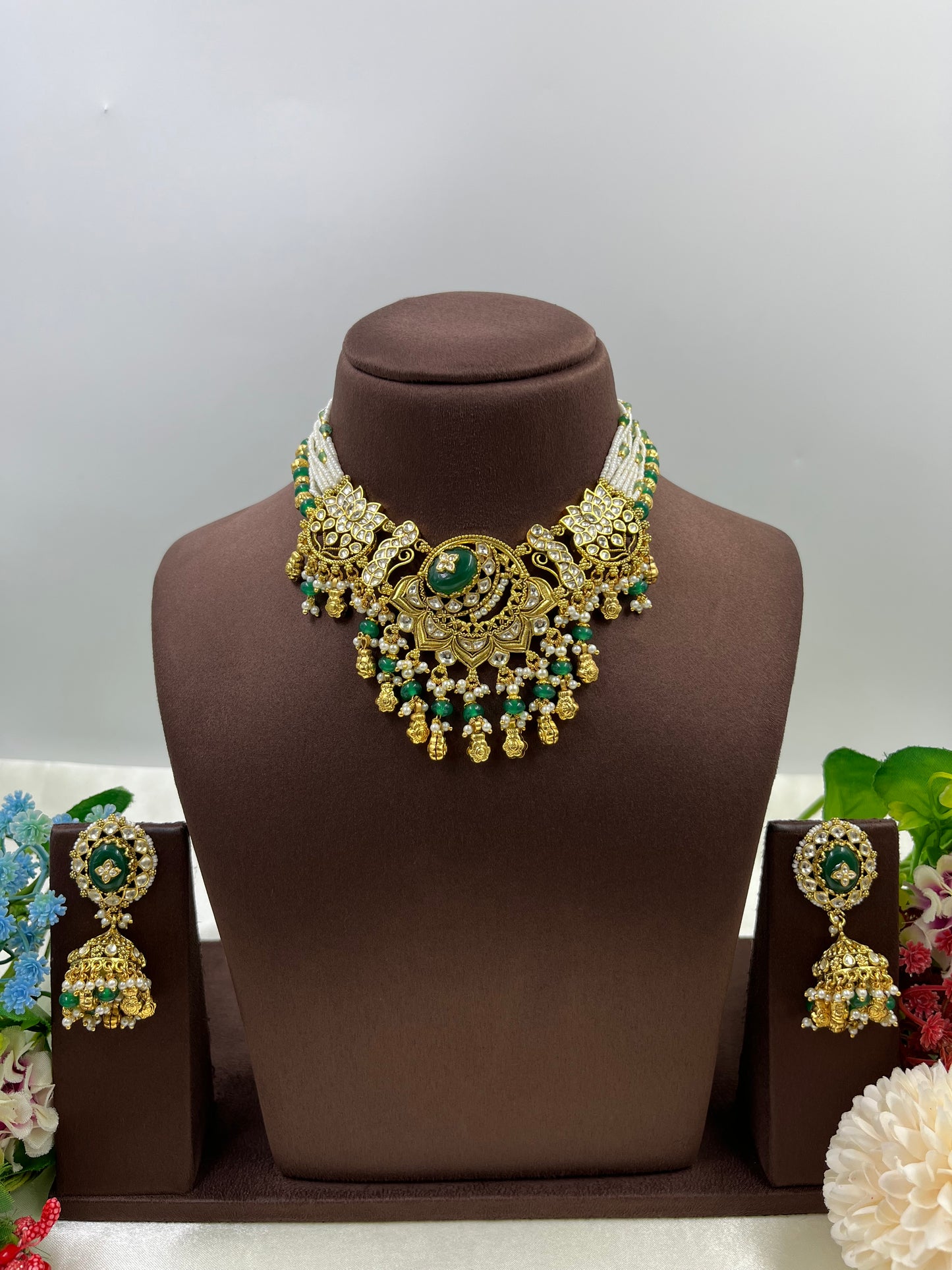 Bhavika Pachi Kundan Necklace