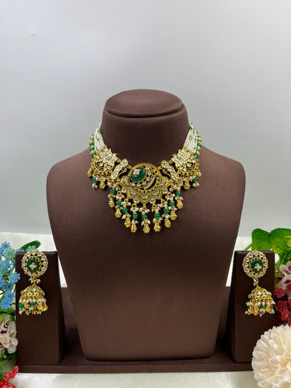 Bhavika Pachi Kundan Necklace