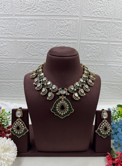 Sara Victorian Moissanite Necklace Set