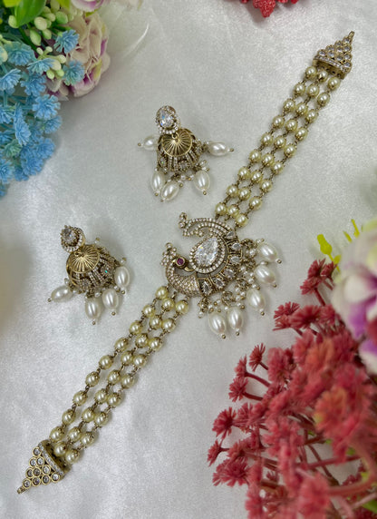 PearlAura Premium Victorian Choker