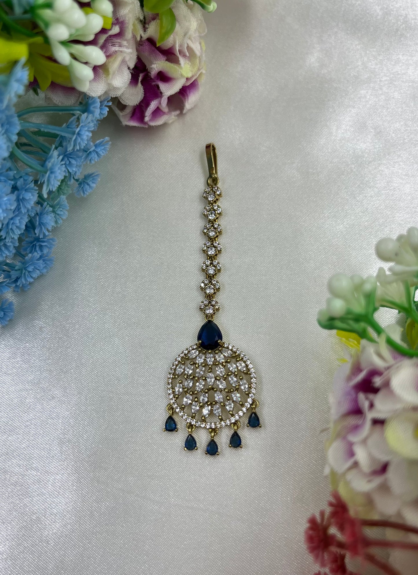 Suhani Ad Victorian Mang Tika